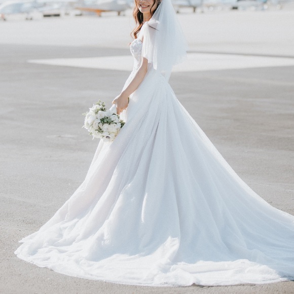 Maggie Sottero sparkly wedding dress - Picture 5 of 6